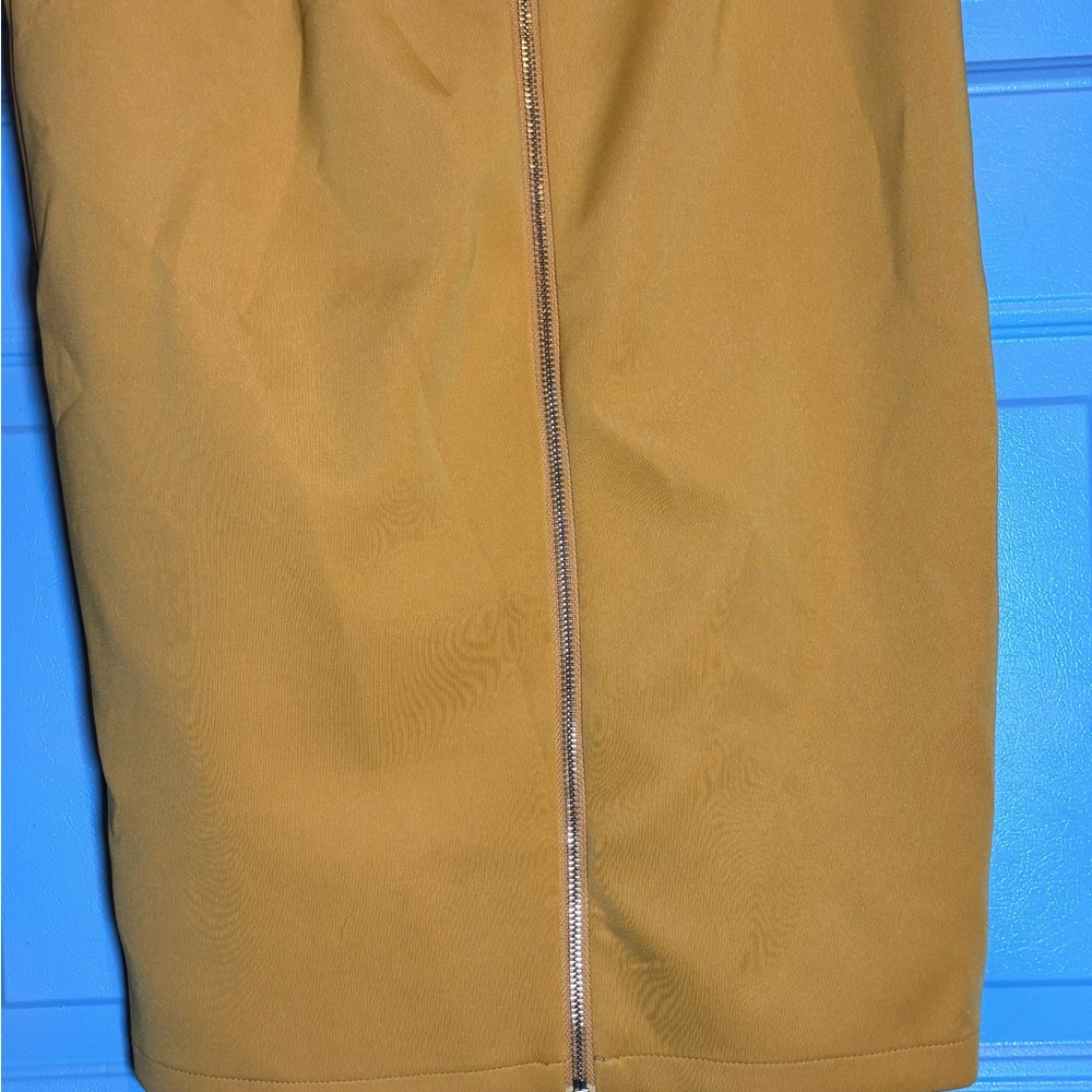 Mustard Cathrine malendrino YellowSkirt with back Zipper size 6